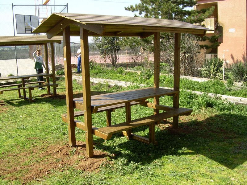 Image d'illustration pour : 24 Tables de pique-nique à Prat Maria