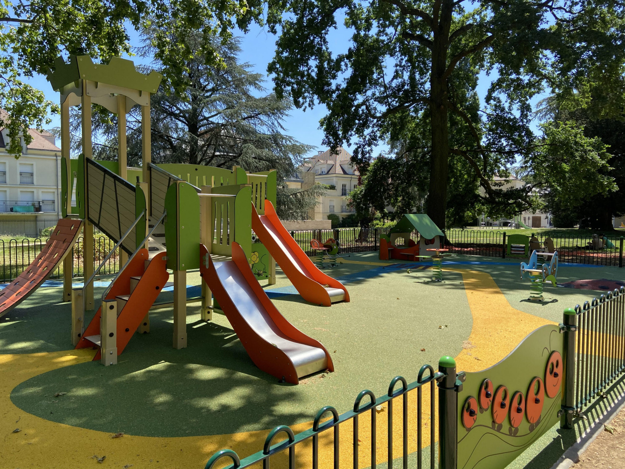 Image d'illustration pour : Espace enfant jeux