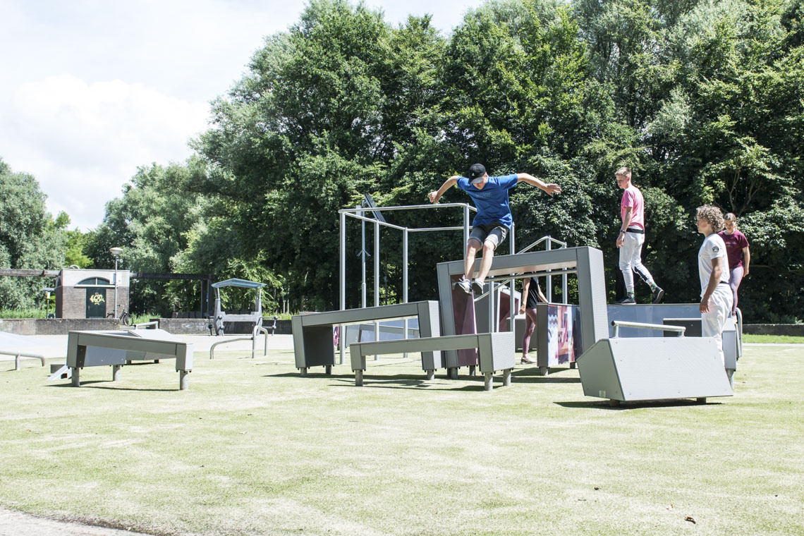 Image d'illustration pour : 18- PARKOUR PARK OUTDOOR Image d'illustration pour : 18- PARKOUR PARK OUTDOOR